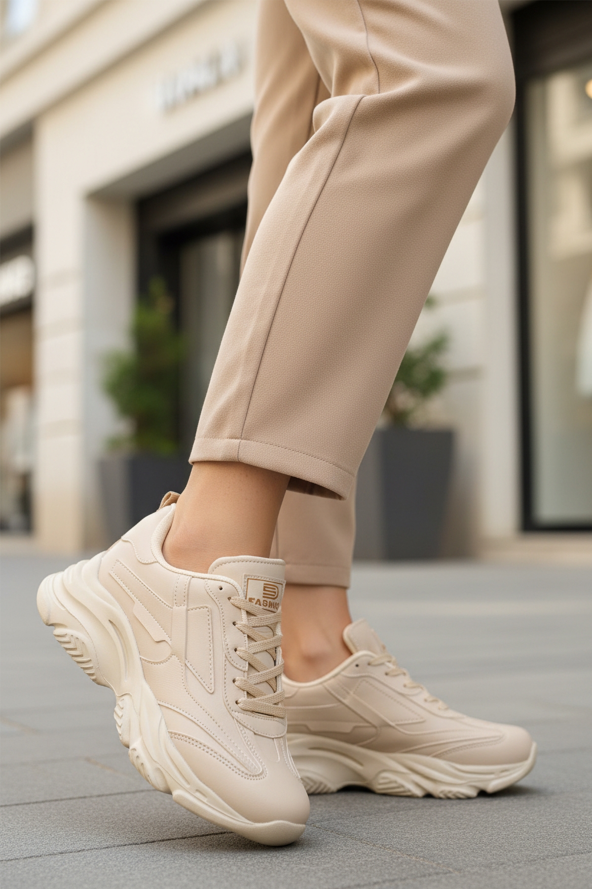 Ekru Bağcıklı Kadın Sneaker - Görsel 4