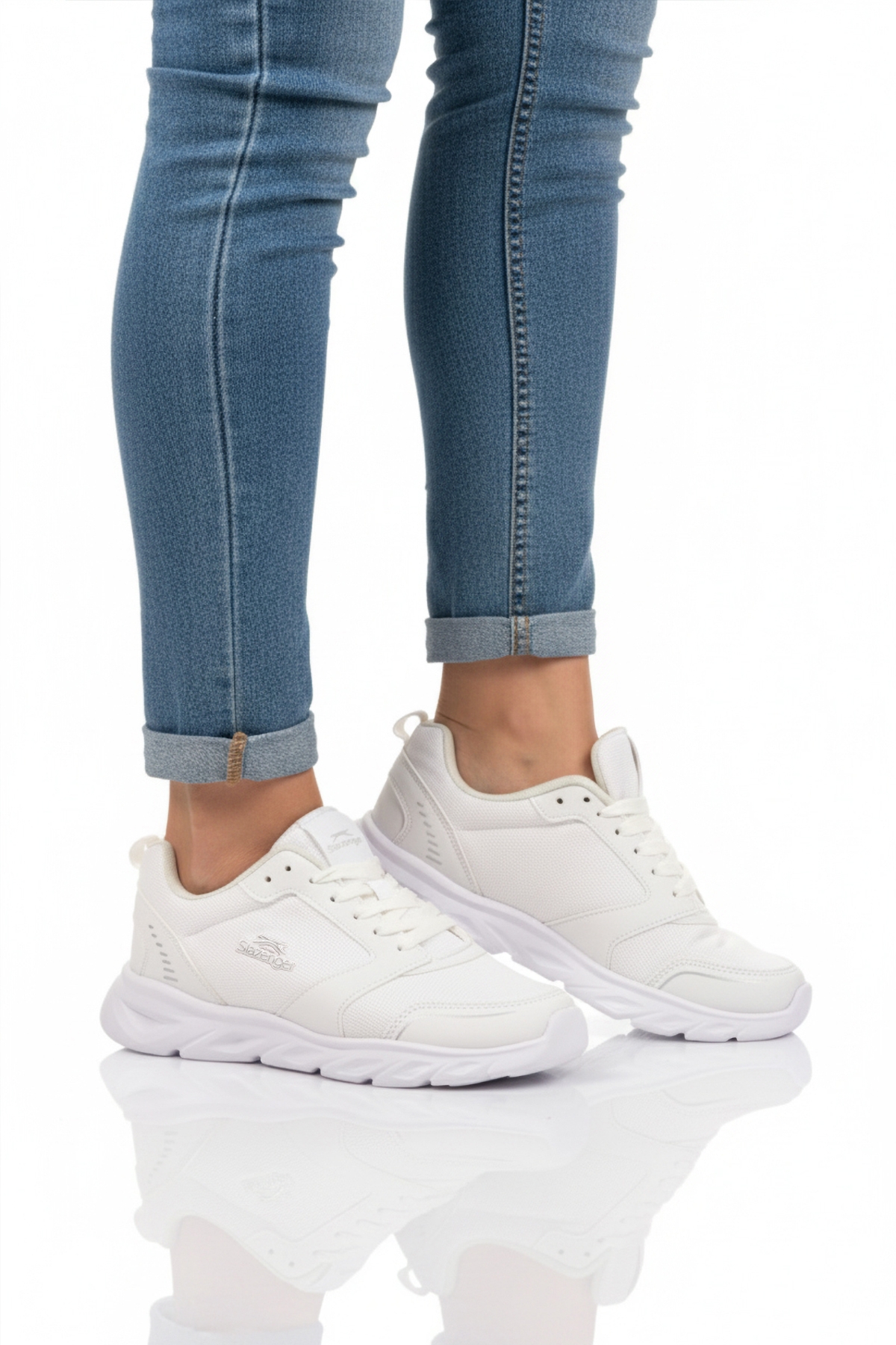 Beyaz Bağcıklı Cilt Unisex Spor Ayakkabı - Görsel 2