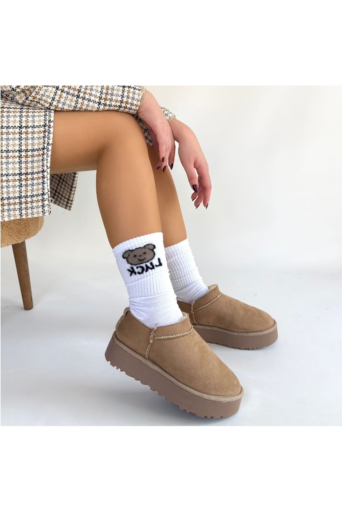 Bej Süet Kürklü Kadın Düz Bootie - Görsel 4