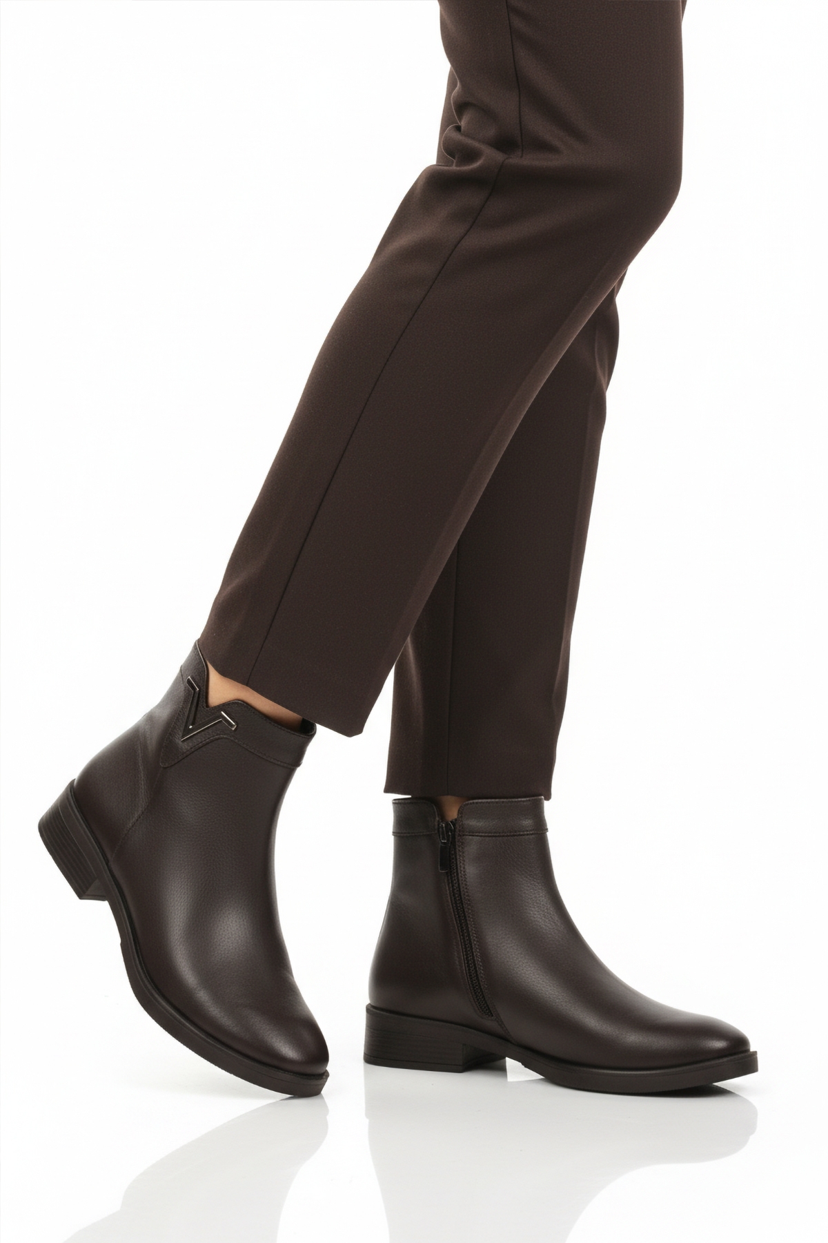 Kahve Hakiki Deri İçi Polarlı Kaymaz Kadın Bot 21893-1 Z - Görsel 2