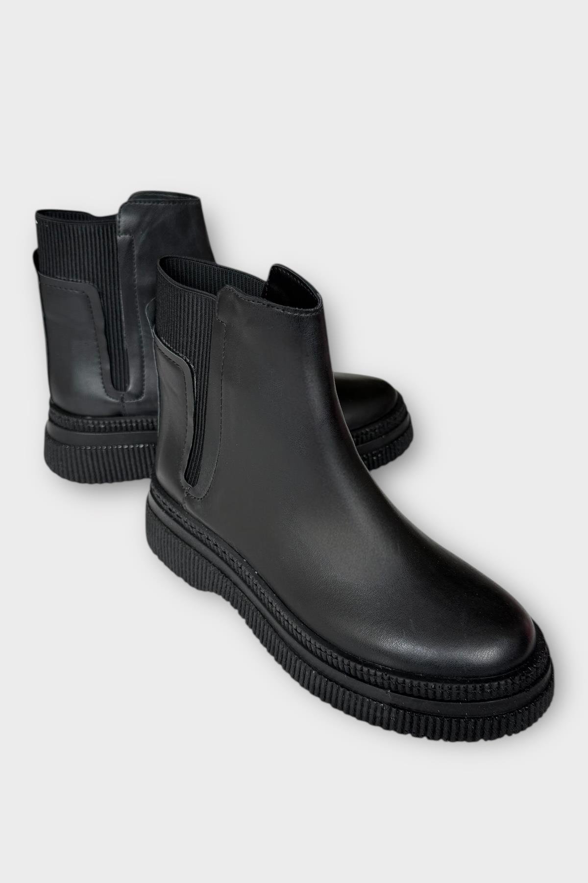 Yandan Lastikli Günlük Kadın Süet Bot SİYAH - SİYAH - Görsel 7