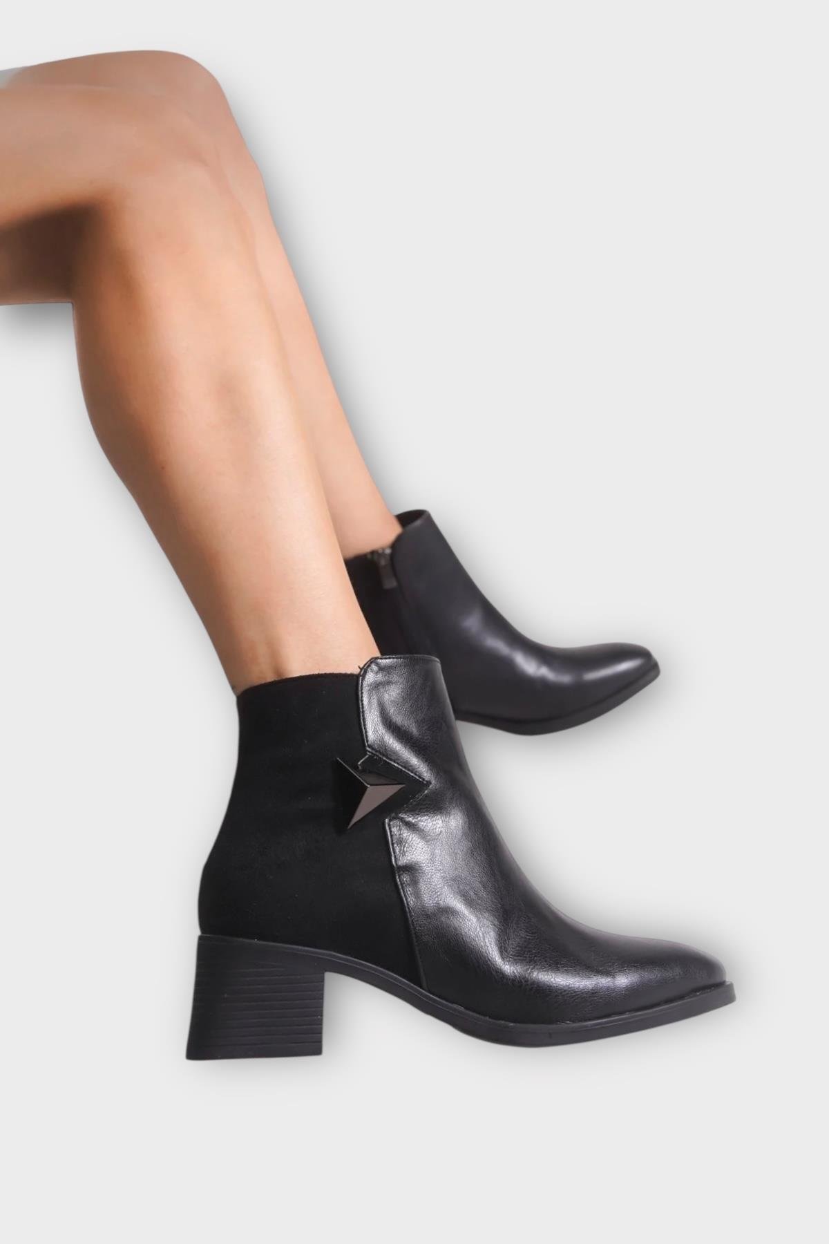 Taş Detaylı Kalın Topuklu Kadın Bot SİYAH - Görsel 6