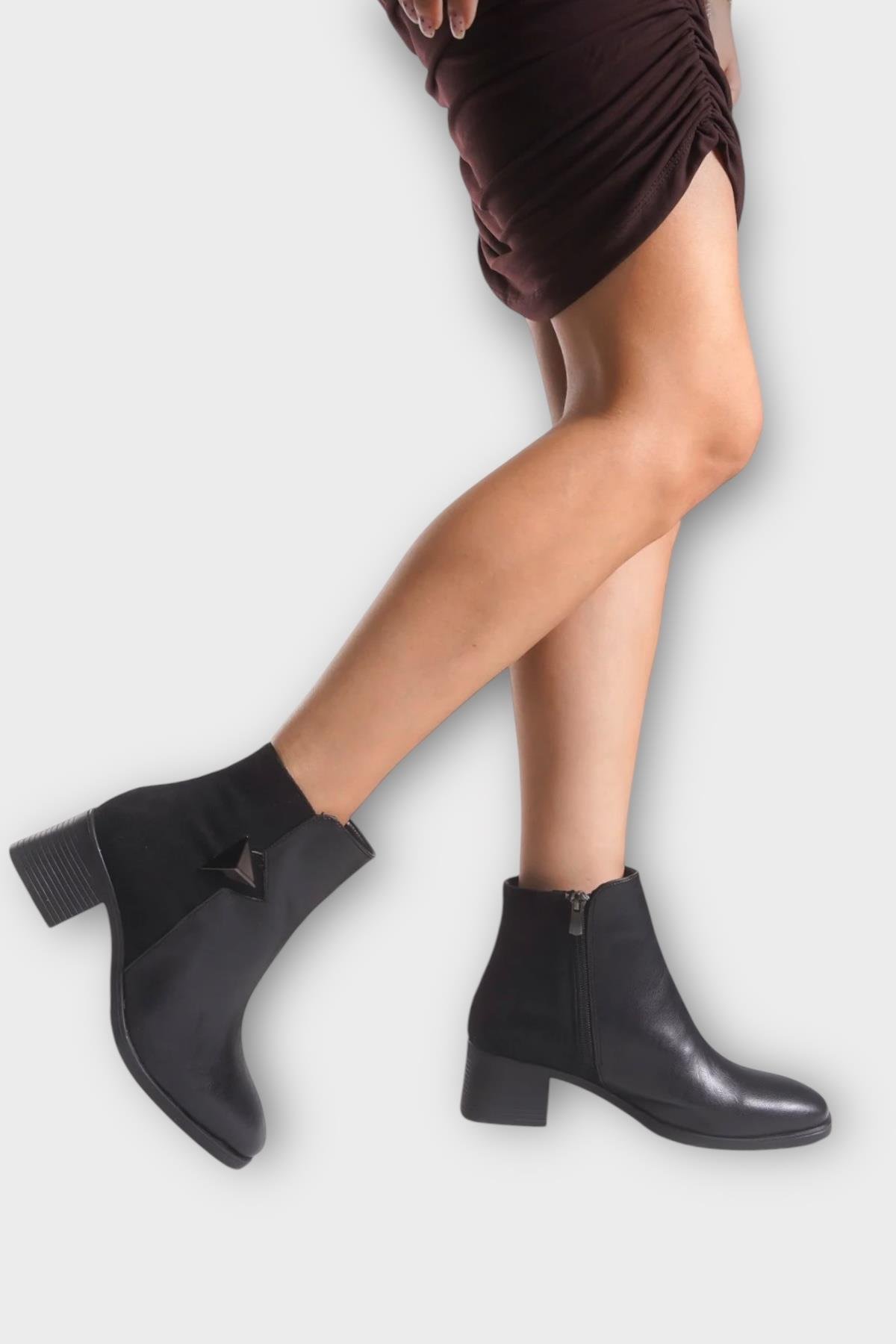 Taş Detaylı Kalın Topuklu Kadın Bot SİYAH - Görsel 8