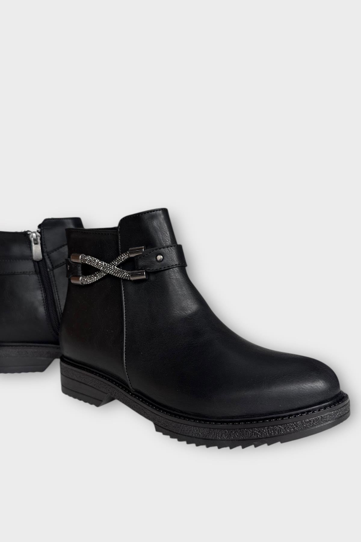 Kadın Tarz Toka Detaylı Günlük Klasik Bot SİYAH - FÜME - Görsel 3