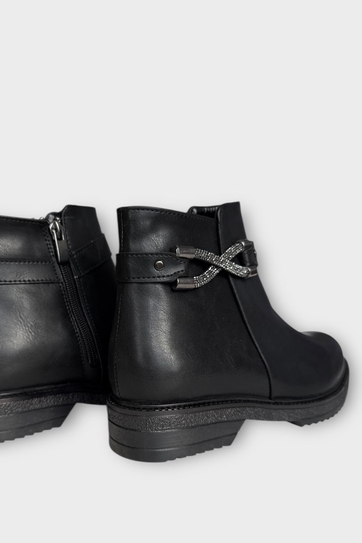 Kadın Tarz Toka Detaylı Günlük Klasik Bot SİYAH - FÜME - Görsel 6