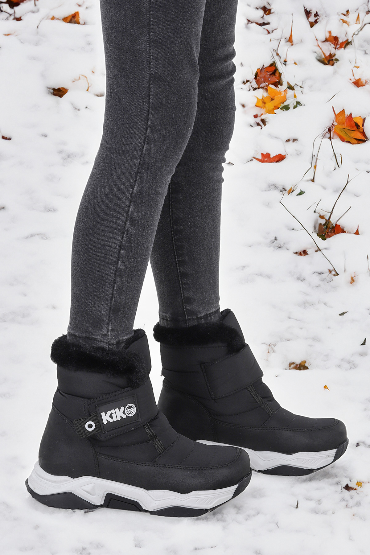 Magic Cırtlı Kız Çocuk Kar Botu Siyah - Beyaz - Görsel 2