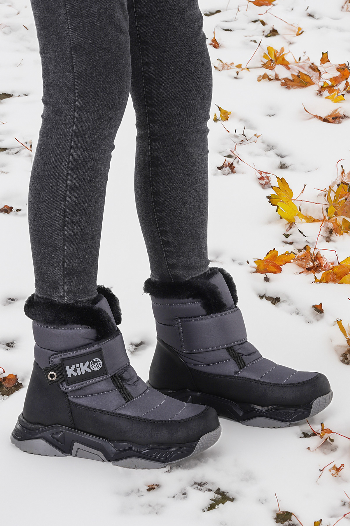 Magic Cırtlı Kız Çocuk Kar Botu Füme - Siyah - Görsel 2