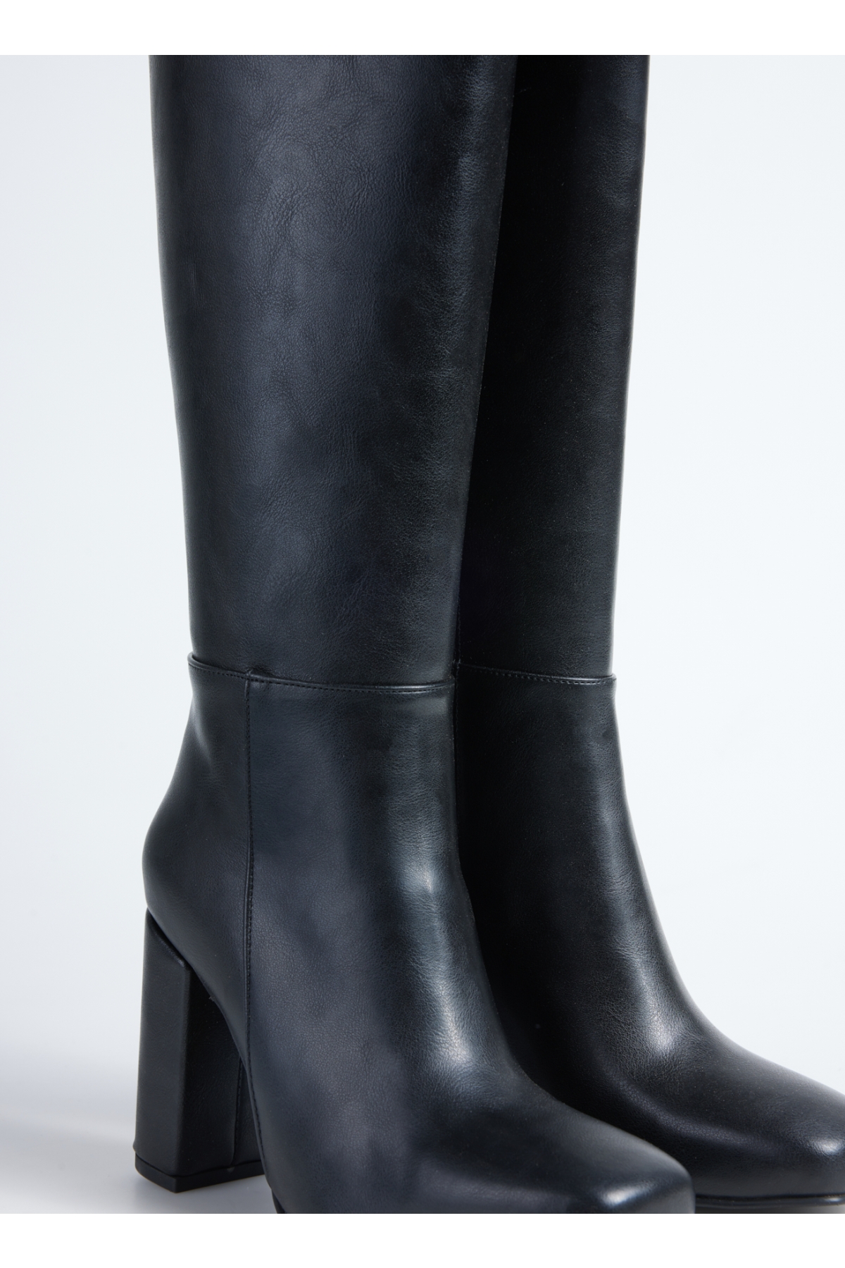 Siyah Kadın Topuklu Çizme ODISE - Görsel 3