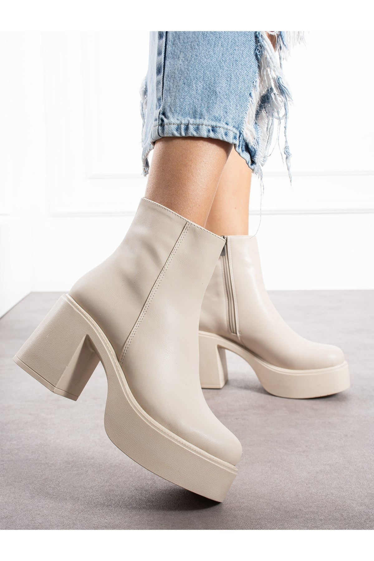 Sade Kalın Taban ve Topuklu Kadın Bot 914301-z - Görsel 4