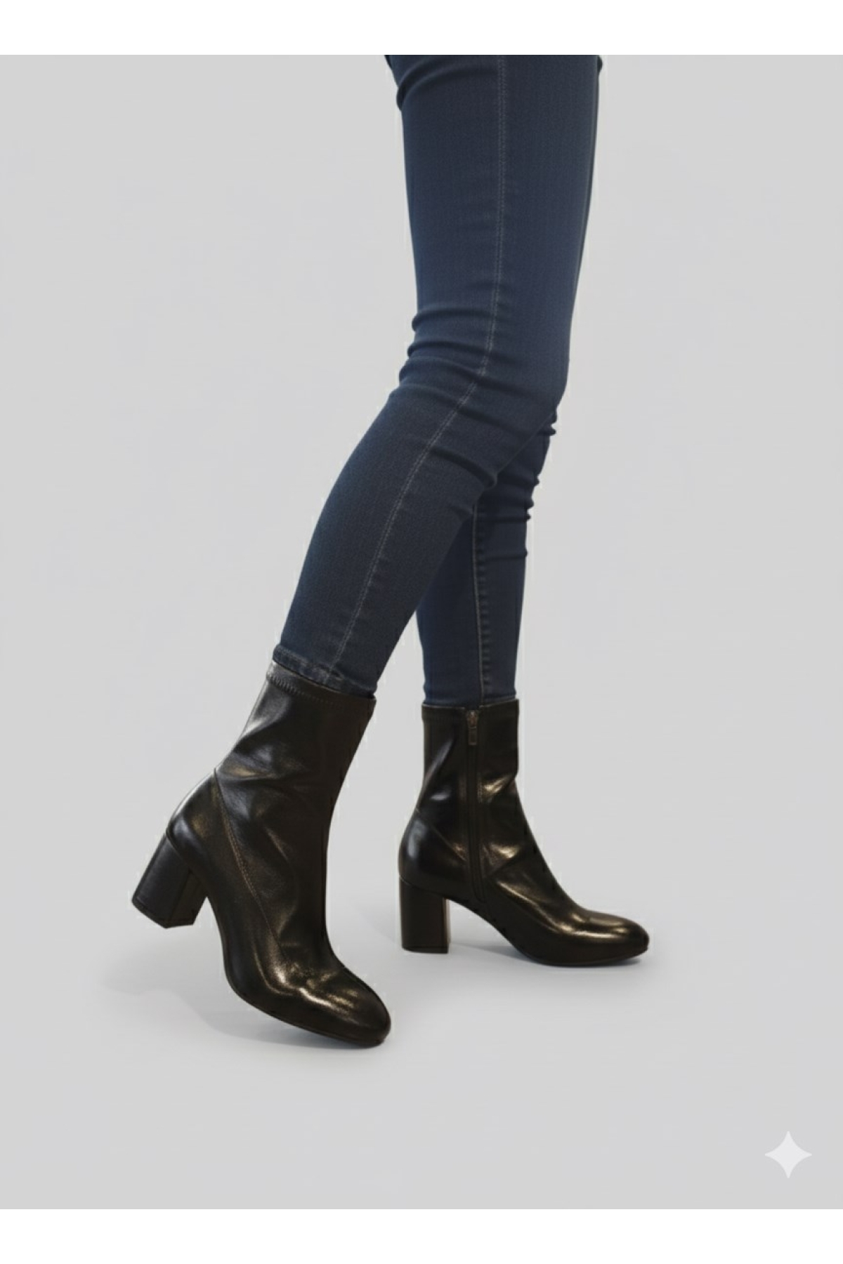 Boğazı Streçli Kalın Topuklu Kadın Bot 2041805-z - Görsel 2