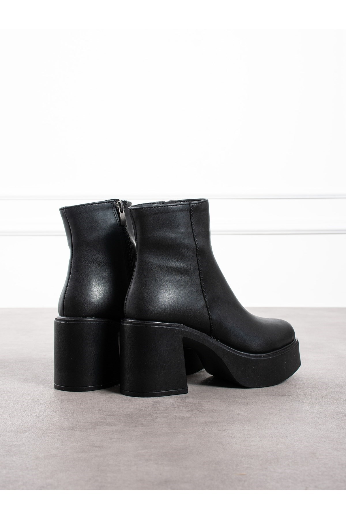 Sade Kalın Taban ve Topuklu Kadın Bot 914301-z - Görsel 3