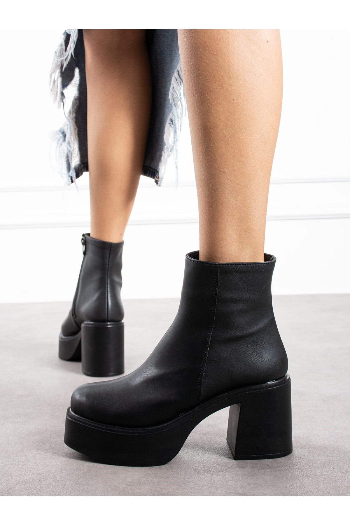 Sade Kalın Taban ve Topuklu Kadın Bot 914301-z - Görsel 4