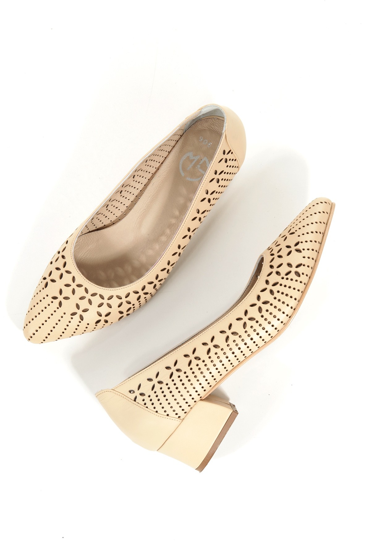 ​​Tiran Bej Rengi Hakiki Deri Stiletto Kısa Kalın Topuklu Yazlık Ayakabı - Görsel 4