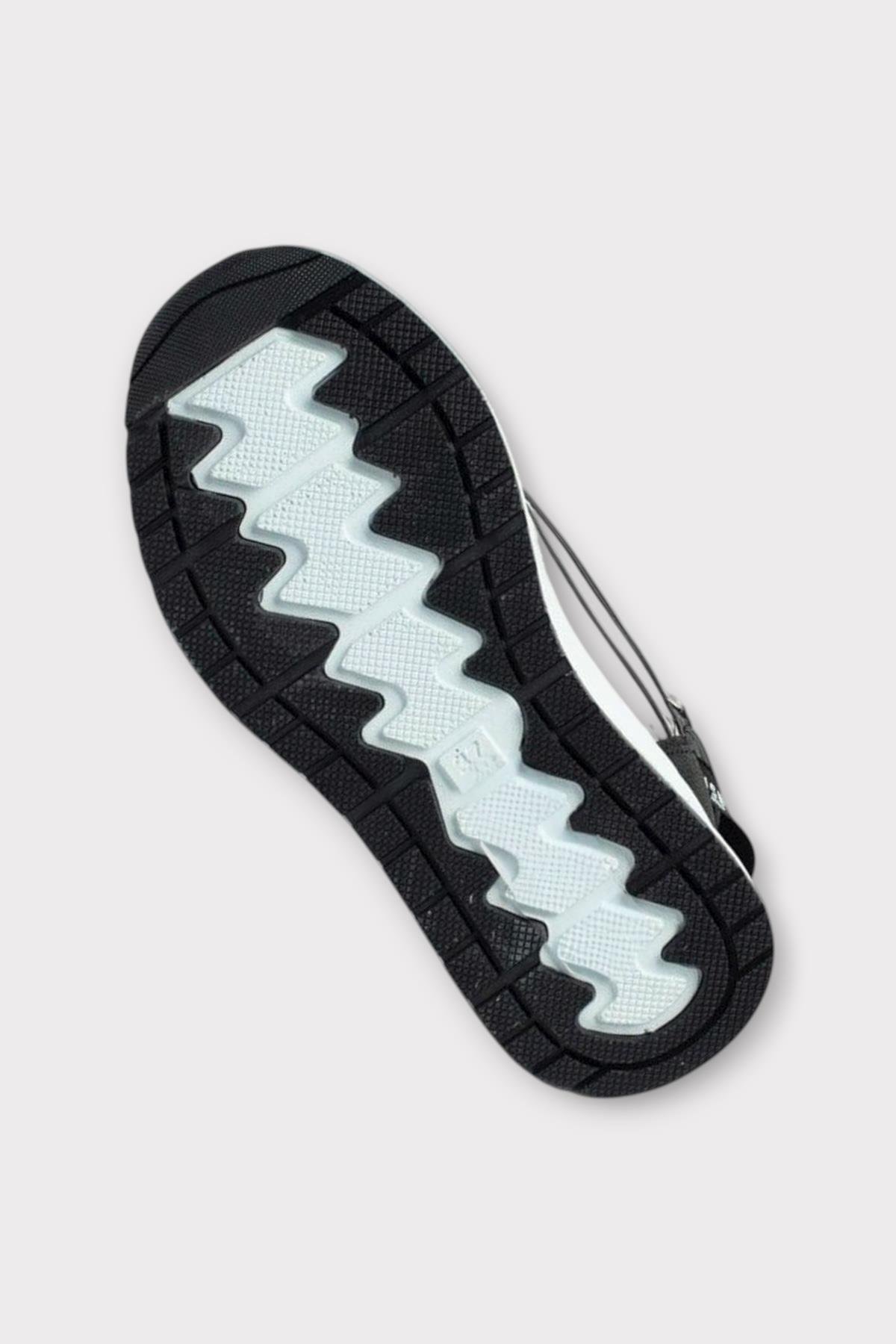 İçi Kürklü Kaydırmaz Taban Kadın Kar Botu SİYAH - Görsel 5