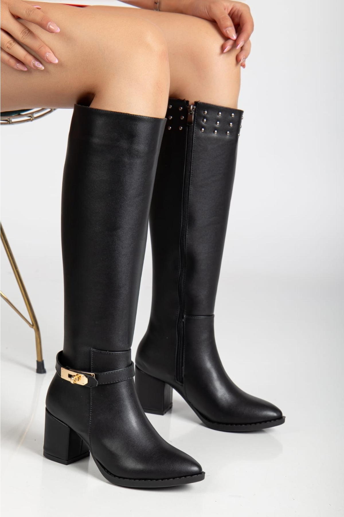 Siyah Kadın Topuklu Çizme - Görsel 2