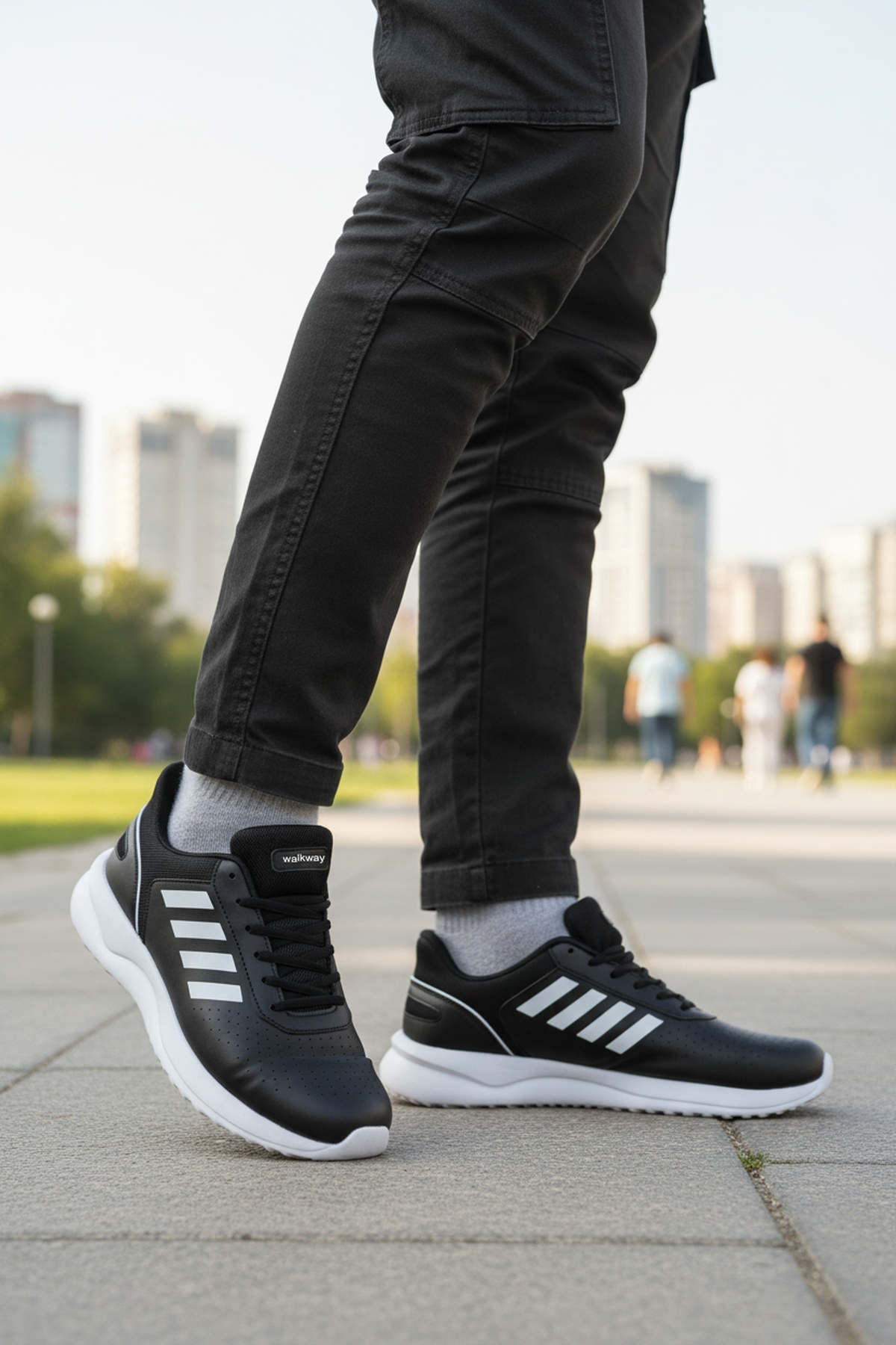 Siyah Beyaz Bağcıklı Erkek Spor Ayakkabı - Görsel 4