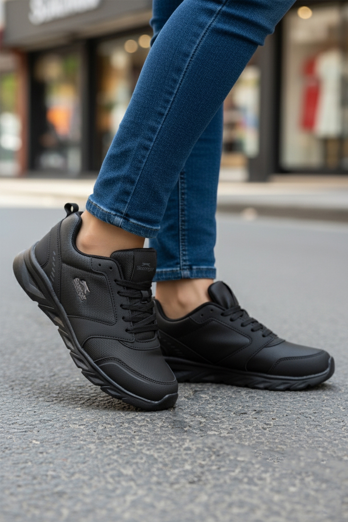 Siyah Bağcıklı Unisex Spor Ayakkabı - Görsel 4