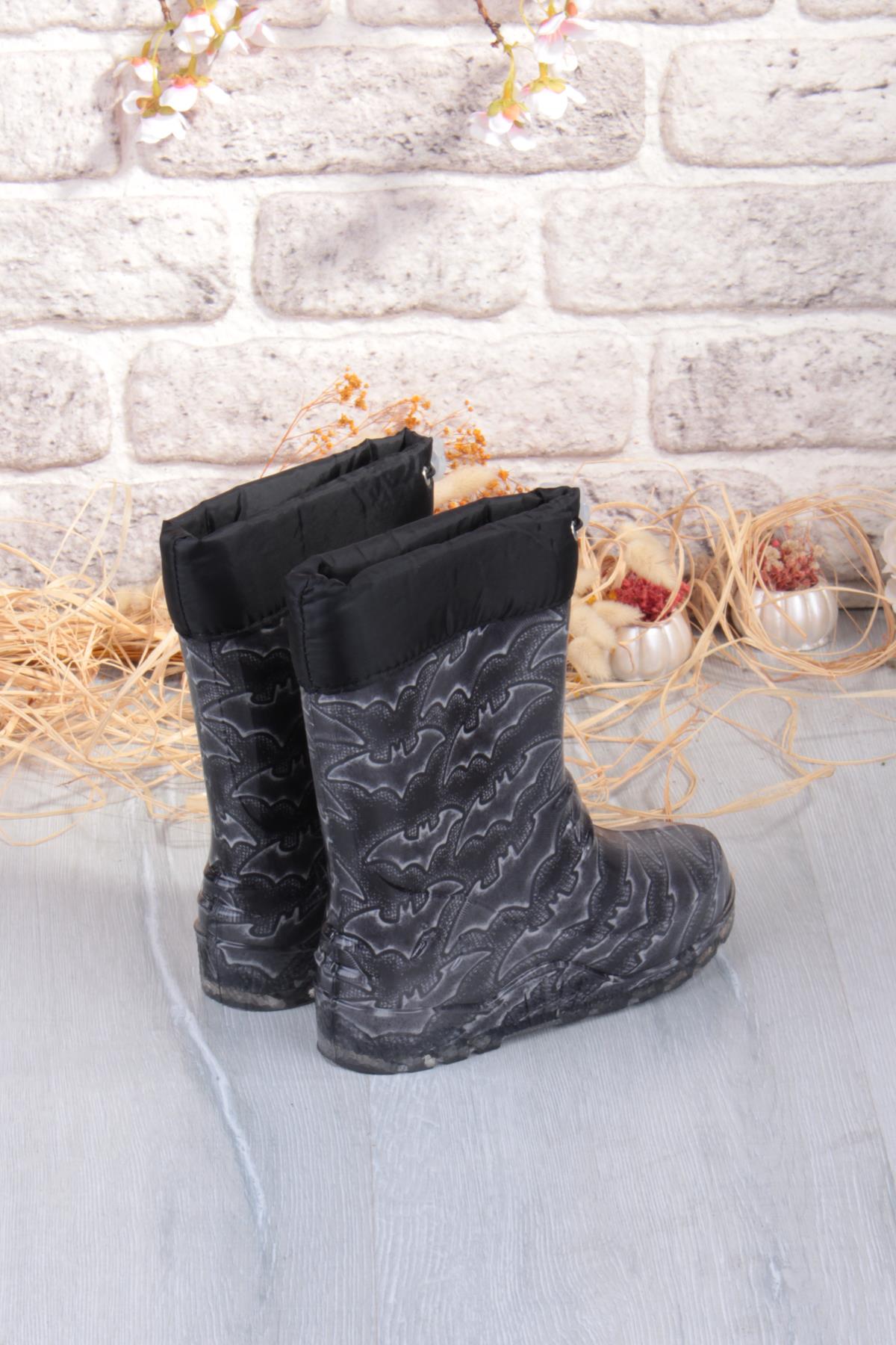 7061 Yarasa Figürlü İçi Peluşlu Su Geçirmez Erkek Çocuk Kar Yağmur Çizmesi - Görsel 6