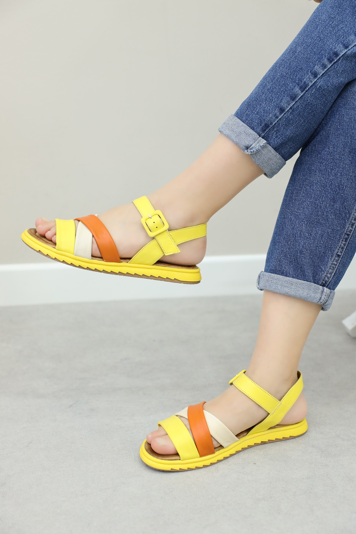 Hakiki Deri Kadın Klasik Sandalet 657ZA2467 - Görsel 3