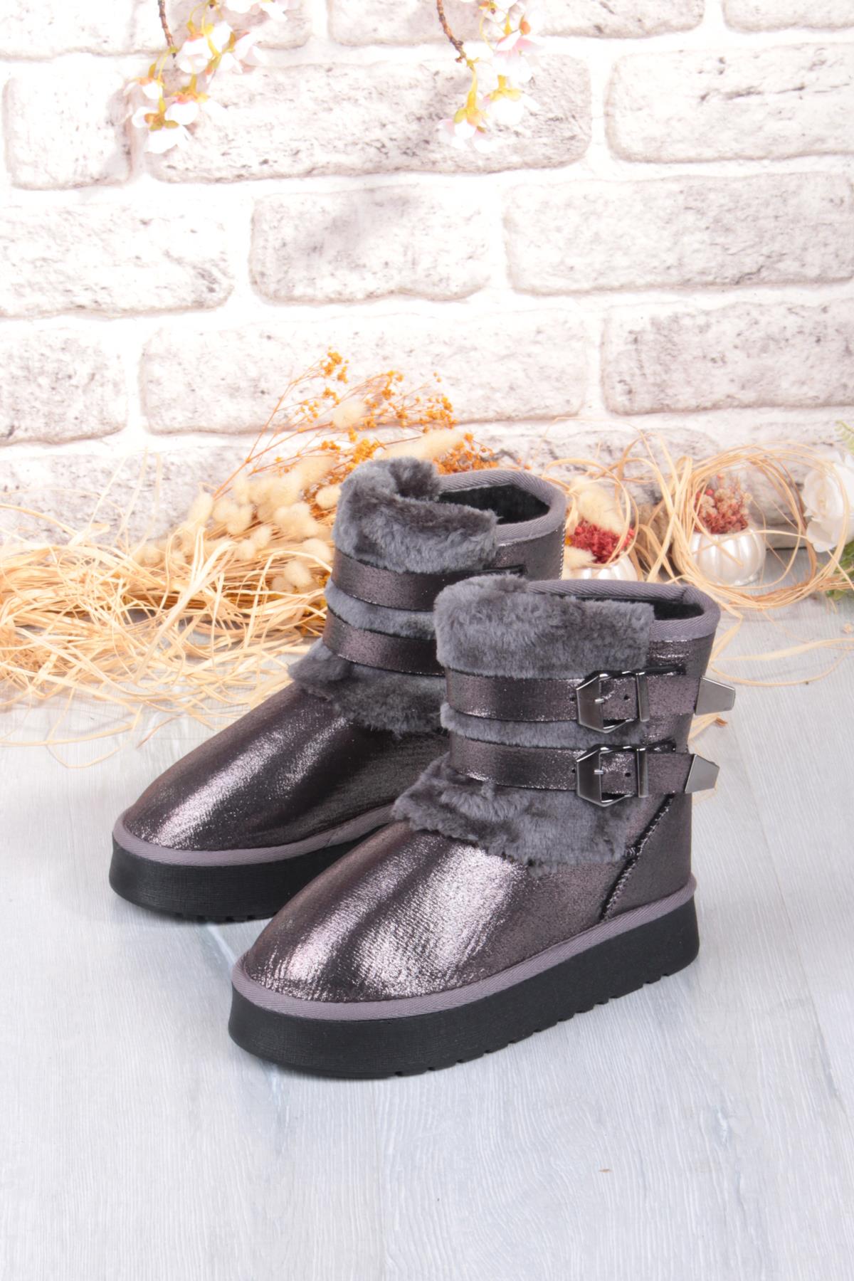 Nurela Simli Süet İçi Kürklü Tüy Ve Toka Detaylı Anne Kız Kısa Kadın Bot - Görsel 5