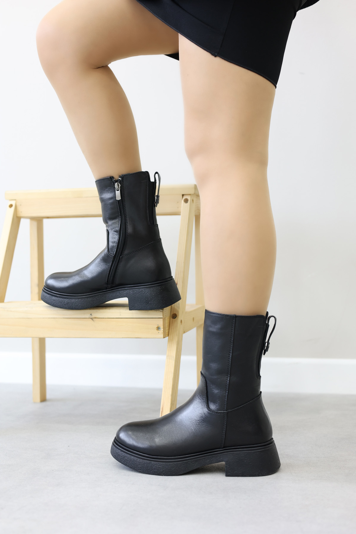 Hakiki Deri Kürklü Kadın Klasik Bot 124KZA2415 - Görsel 2