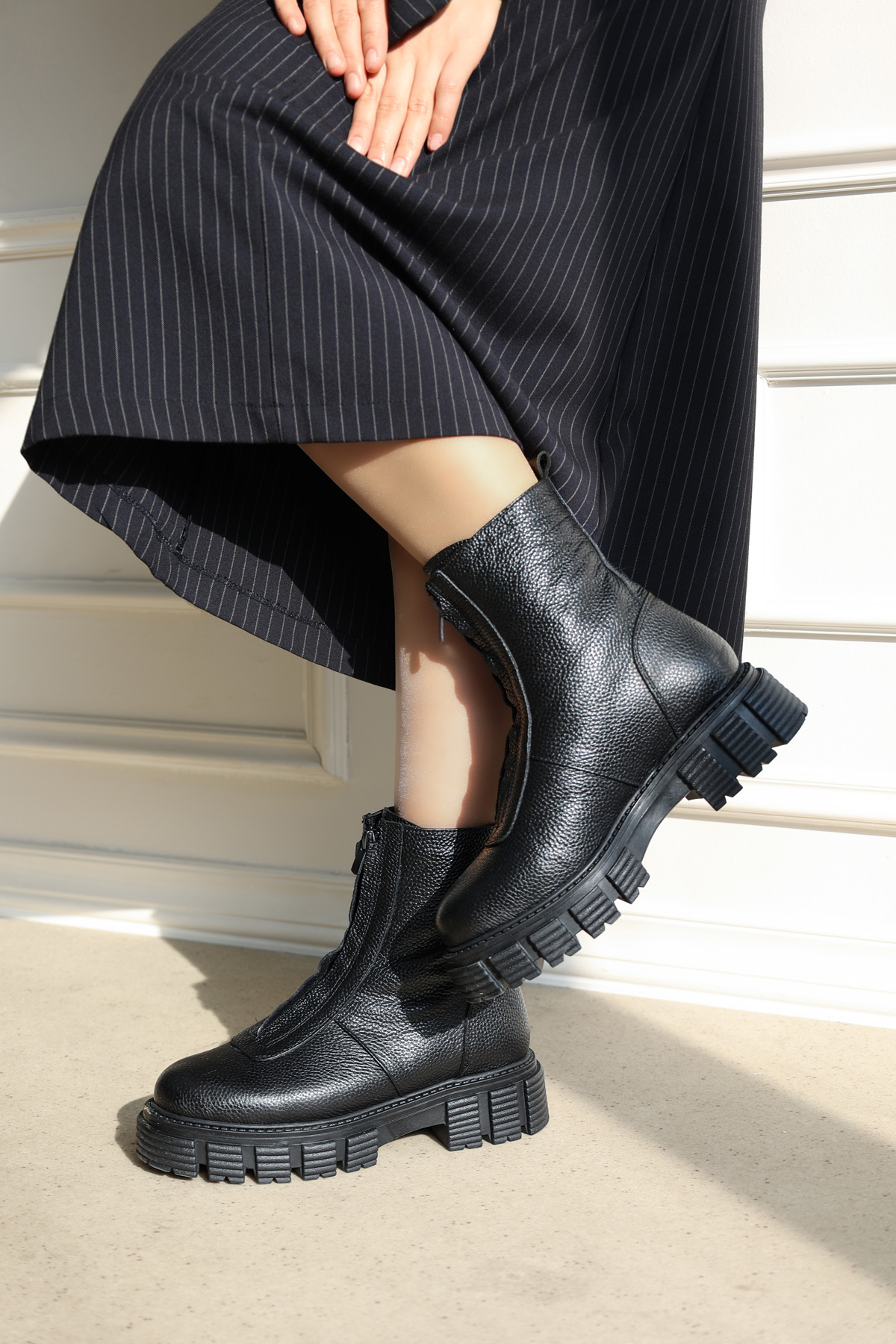 Hakiki Deri Kürklü Kadın Klasik Bot 710KZA6006 - Görsel 2