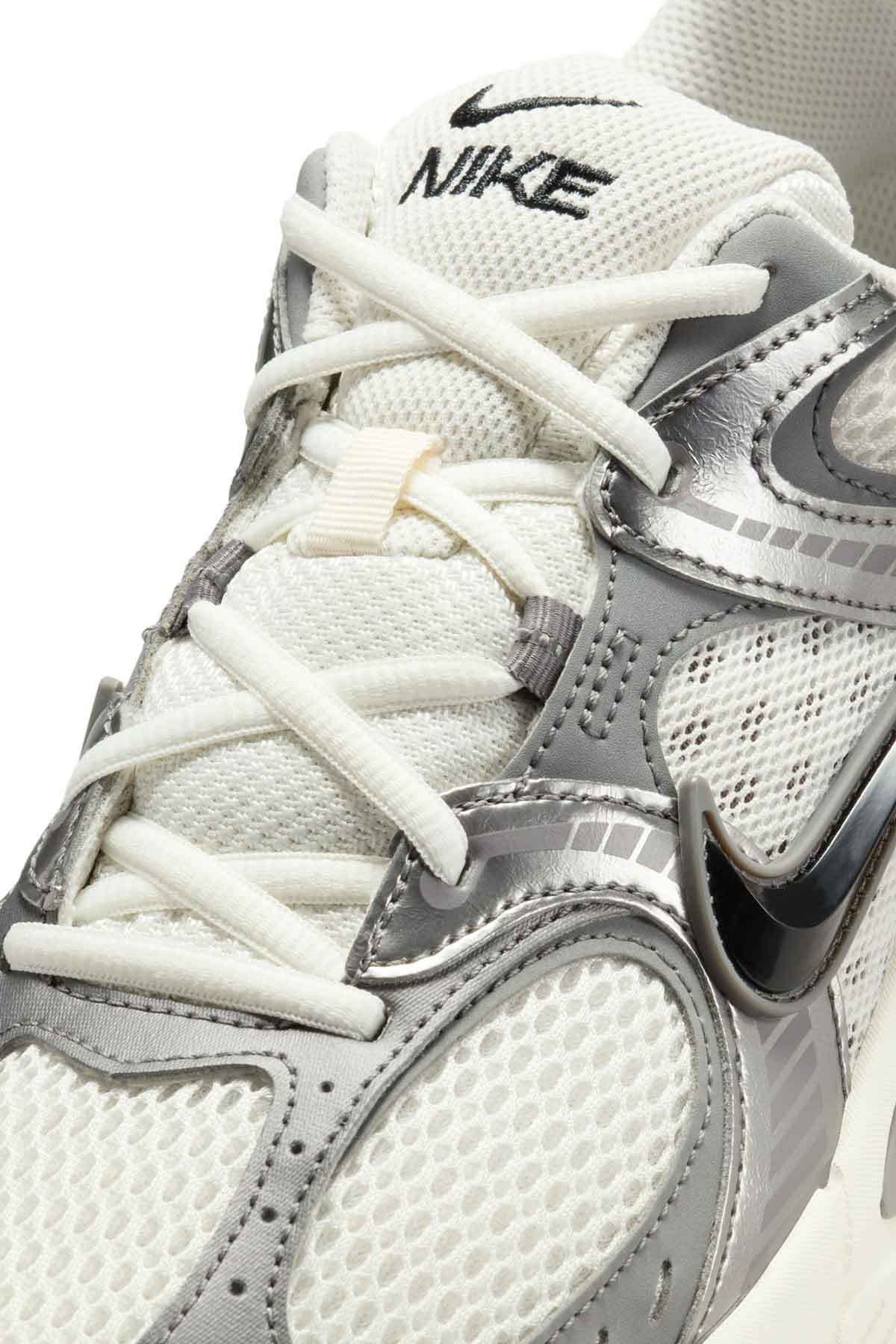 Nike Siyah Nike V5 RNR