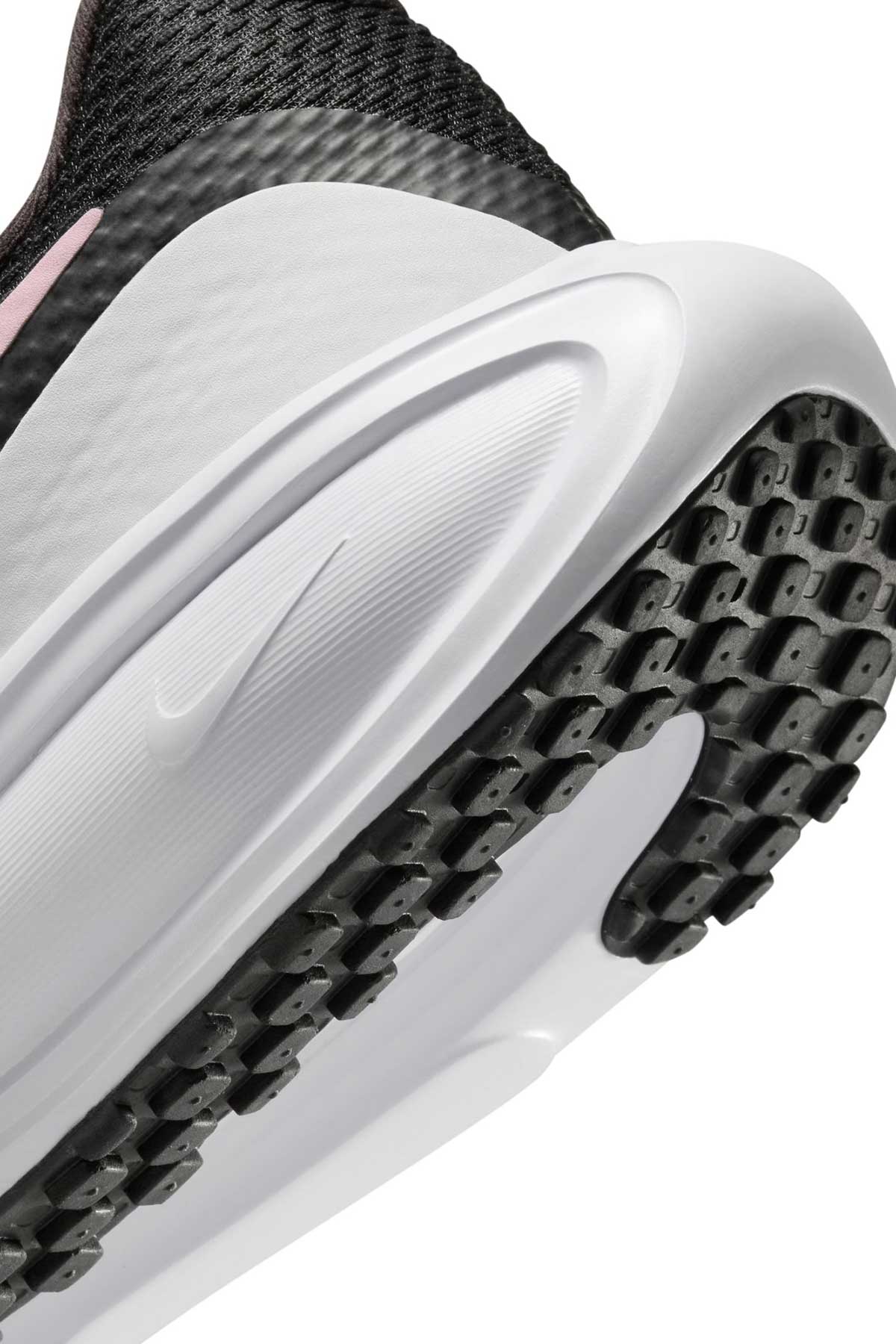 Nike Siyah Nike Revolution 8