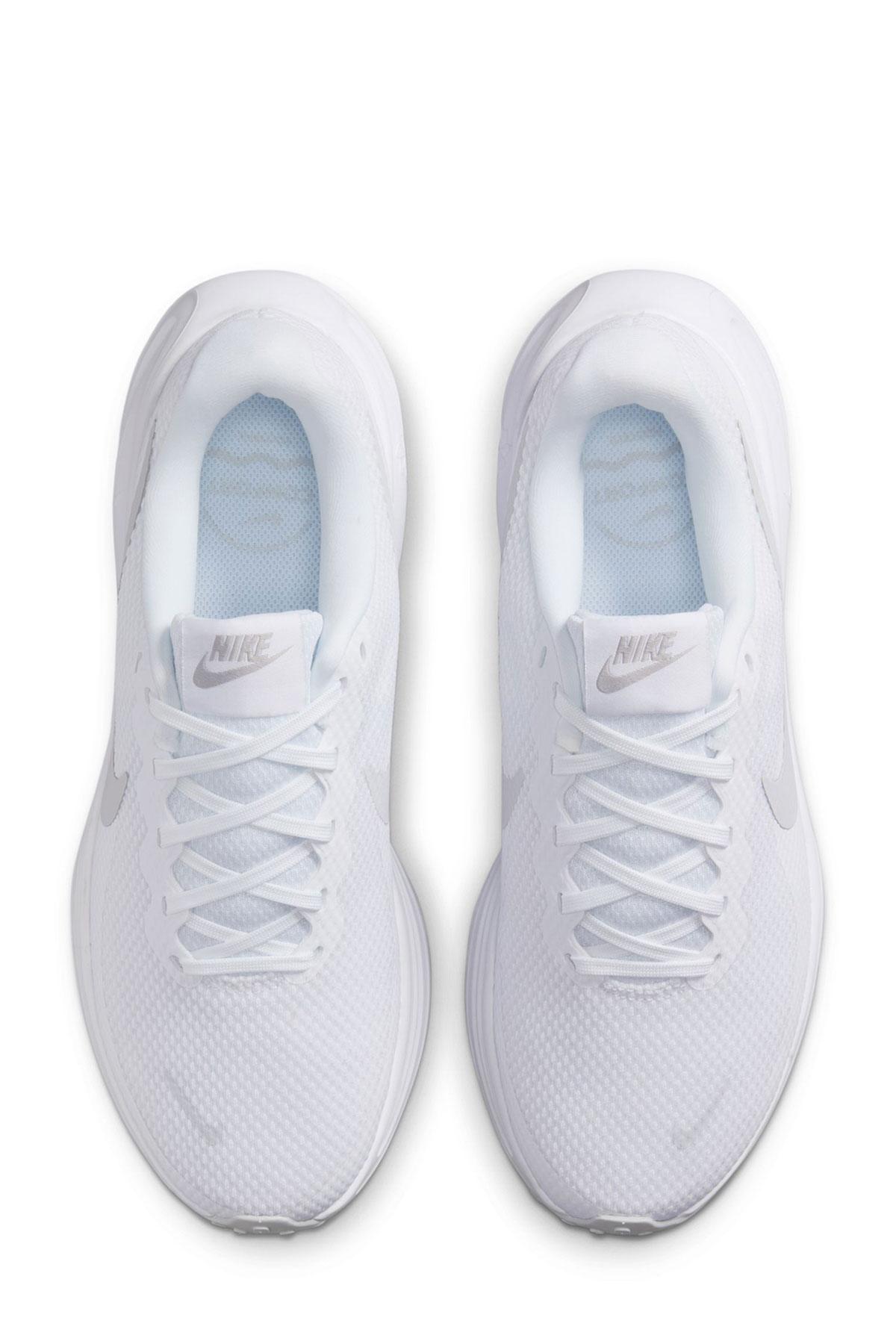 Nike Beyaz Nike Revolution 8