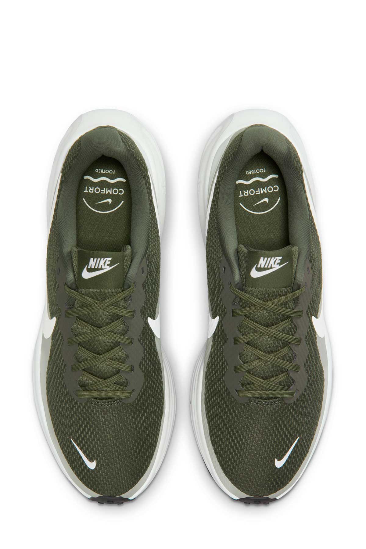 Nike Haki Nike Revolution 8