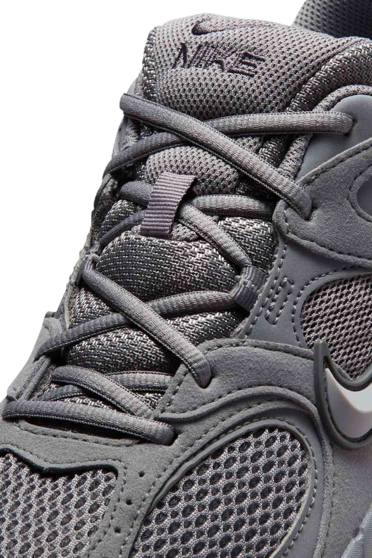 Nike Gri Nike V5 RNR