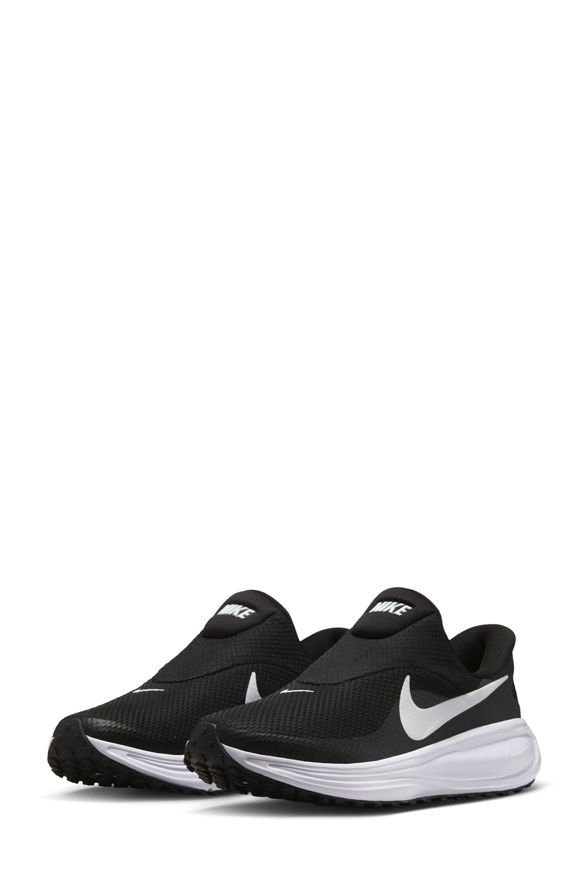 Nike Siyah Nike Revolution 8