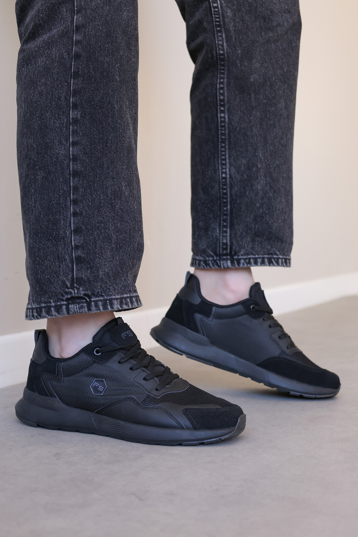 Erkek Yürüyüş Ayakkabı 572MA2550 - Görsel 2