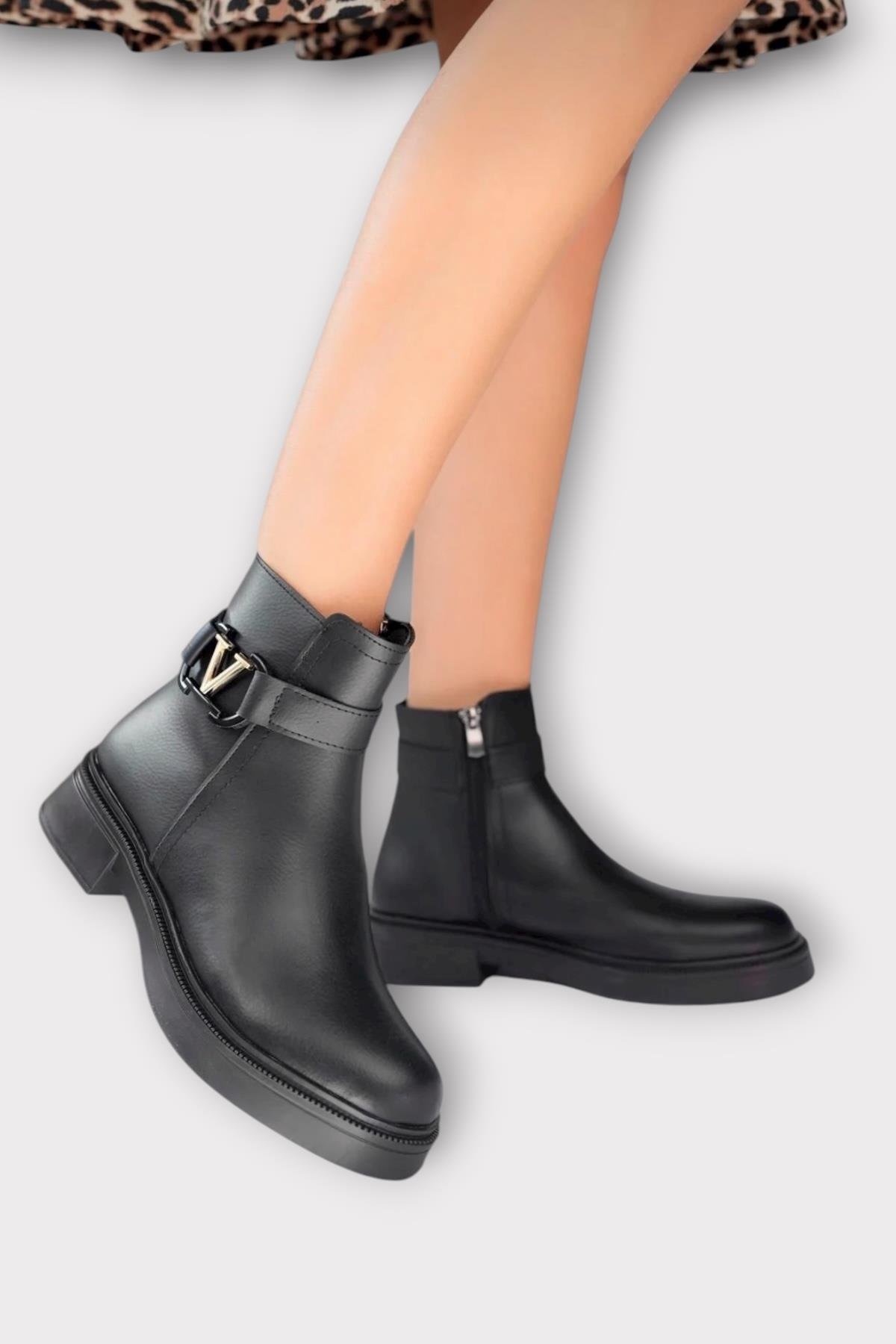 Kısa Topuklu Fermuarlı Kadın Bot SİYAH - ALTIN - Görsel 4