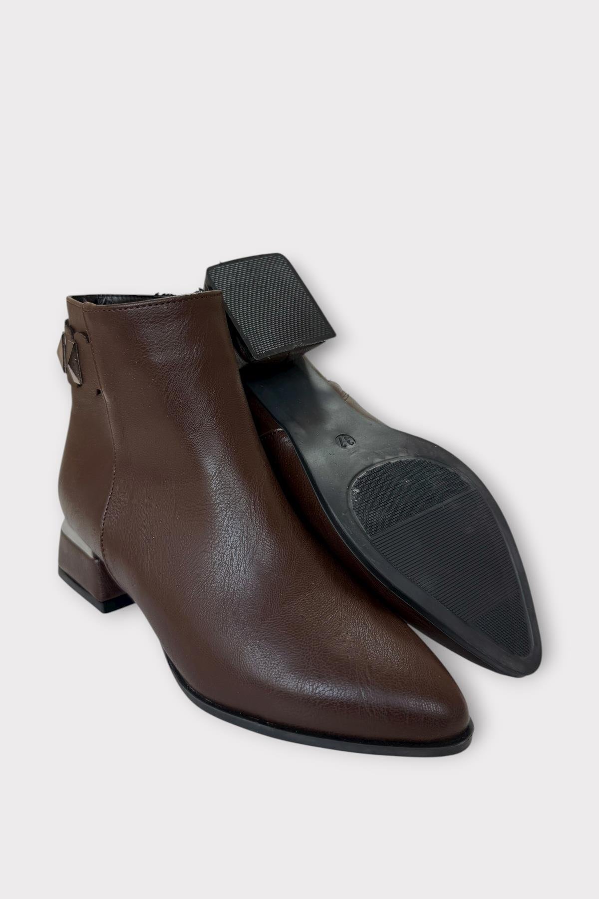 Liger Liger Toka Detaylı Sivri Burun Topuklu Kadın Bot KAHVERENGİ | Flo Kahverengi - 7. görsel