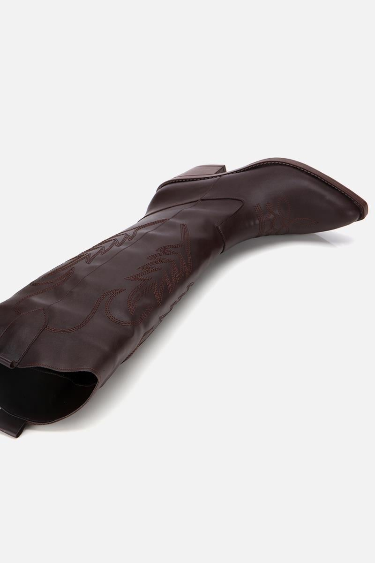 Kadın Kahverengi İşlemeli Kalın Topuklu Çizme - Görsel 8