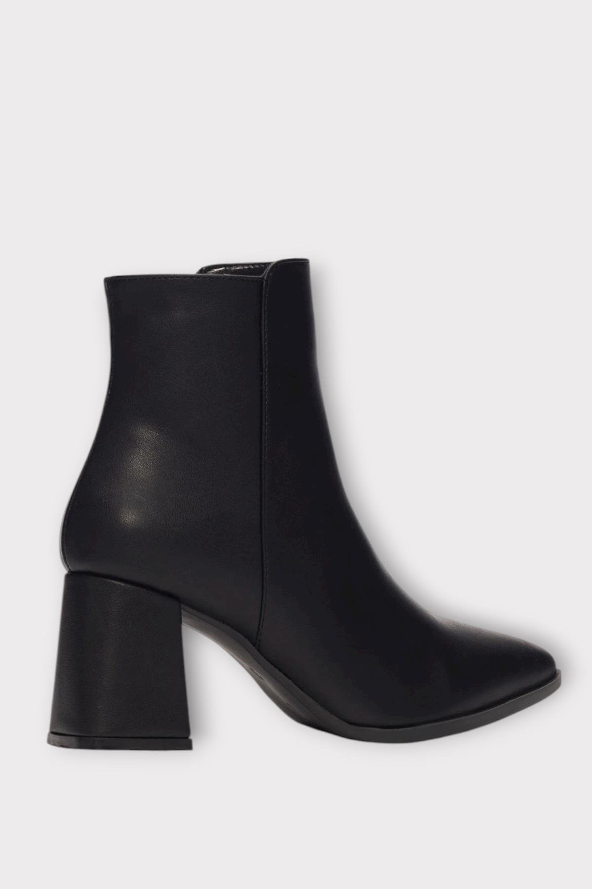 Kalın Topuk Sivri Burun Fermuarlı Kadın Bot SİYAH - Görsel 4