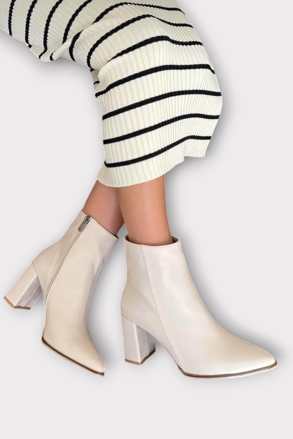 Kalın Topuk Sivri Burun Fermuarlı Kadın Bot BEJ - Görsel 2