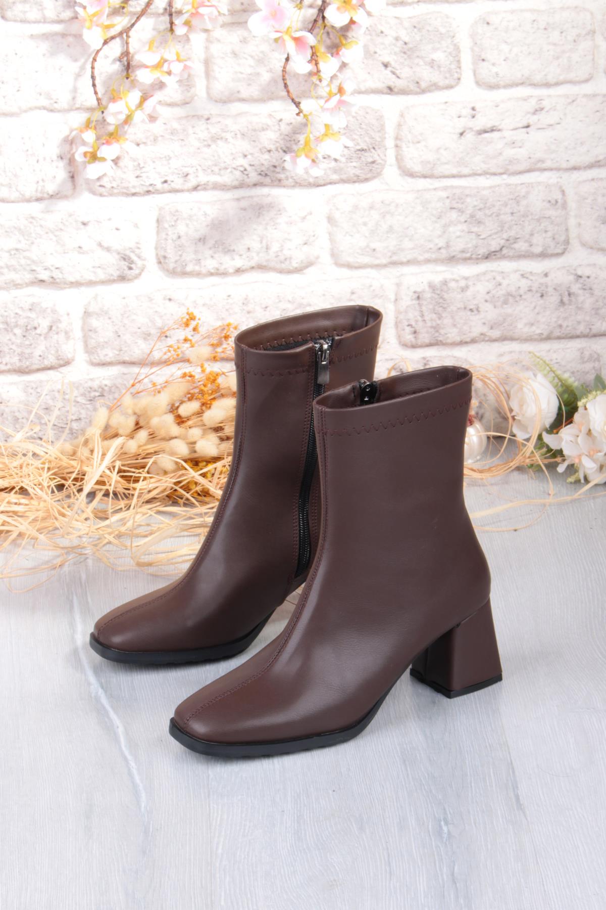 1195 Uraz Rahat 6 Cm Kalın Topuk Yüksekliği Kut Burun Kadın Bot - Görsel 7