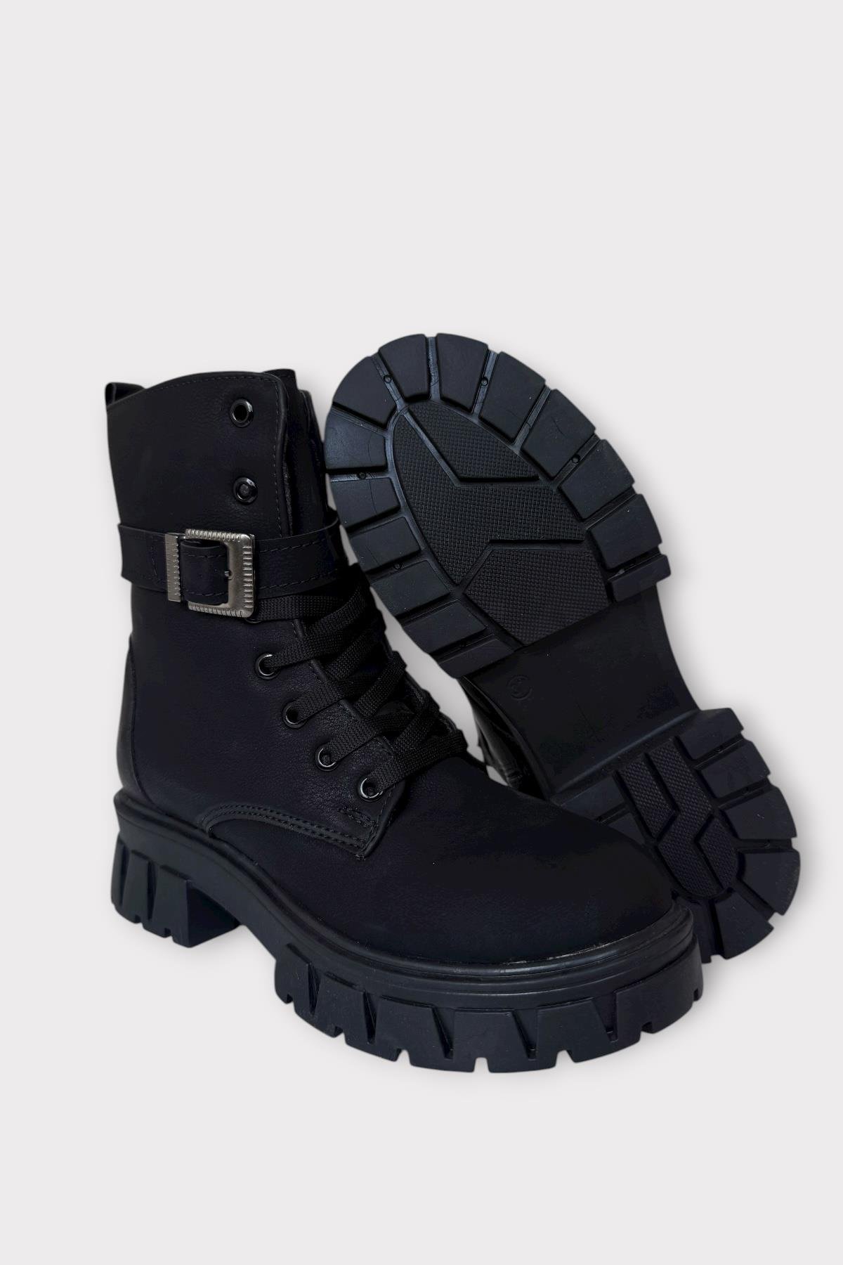 Kalın Taban Fermuarlı Postal Kadın Bot SİYAH - GÜMÜŞ - Görsel 6