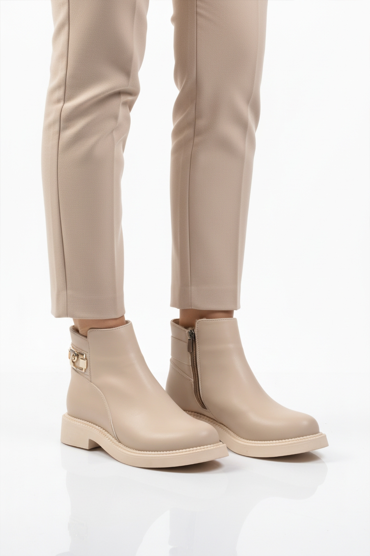 Krem İçi Kürklü Kaymaz Taban Soğuğa Dirençli Kadın Bot PC-55161 Z - Görsel 2