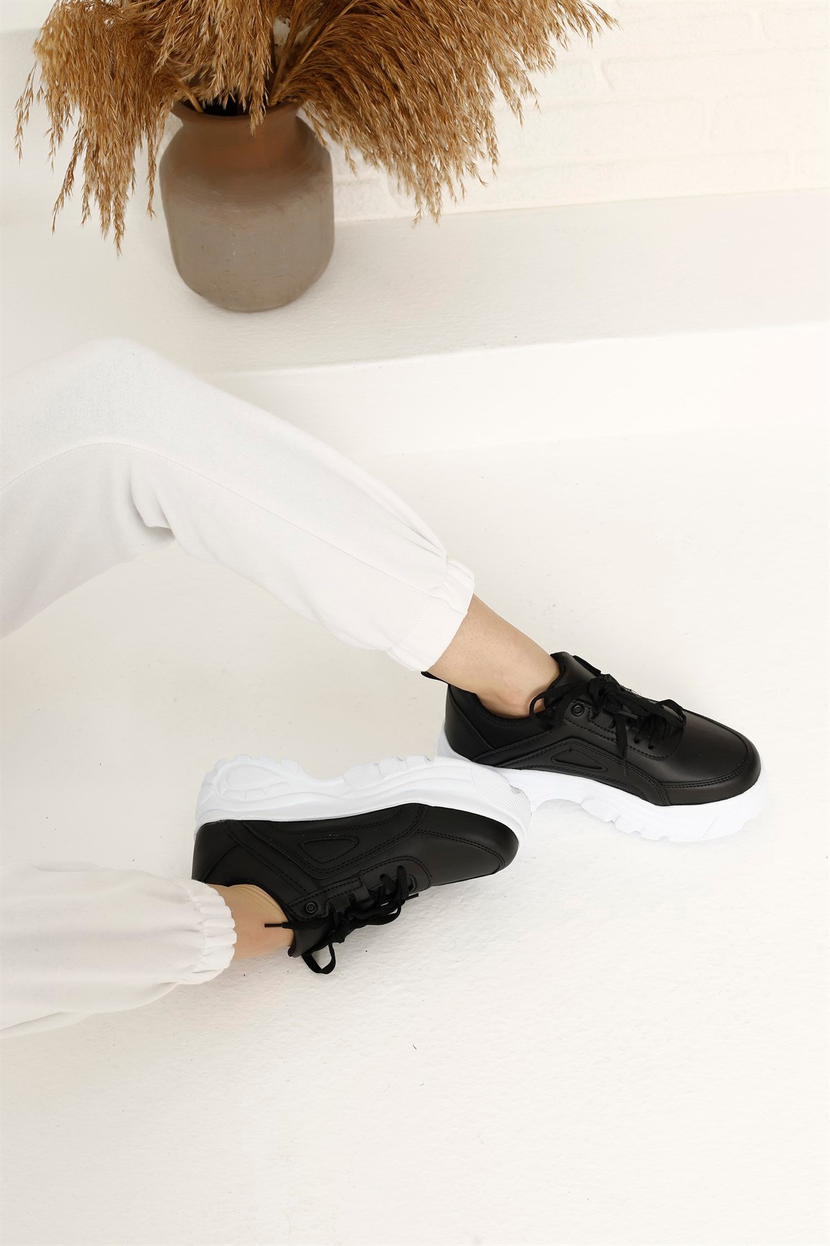 Kadın Bağcıklı Spor Ayakkabı SİYAH CİLT SİYAH - Görsel 3