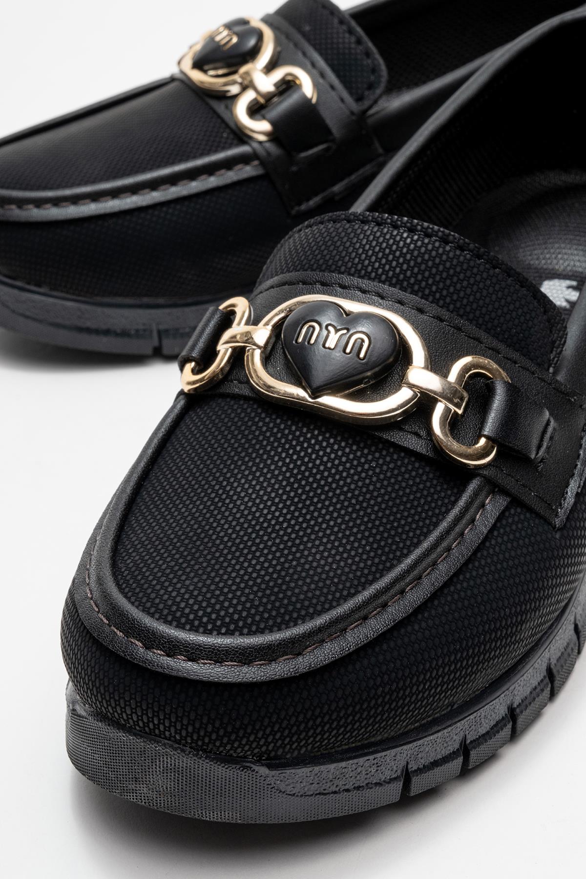 Yumuşak Tabanlı Kalp Tokalı Kadın Ayakkabı SİYAH KOT - Görsel 4