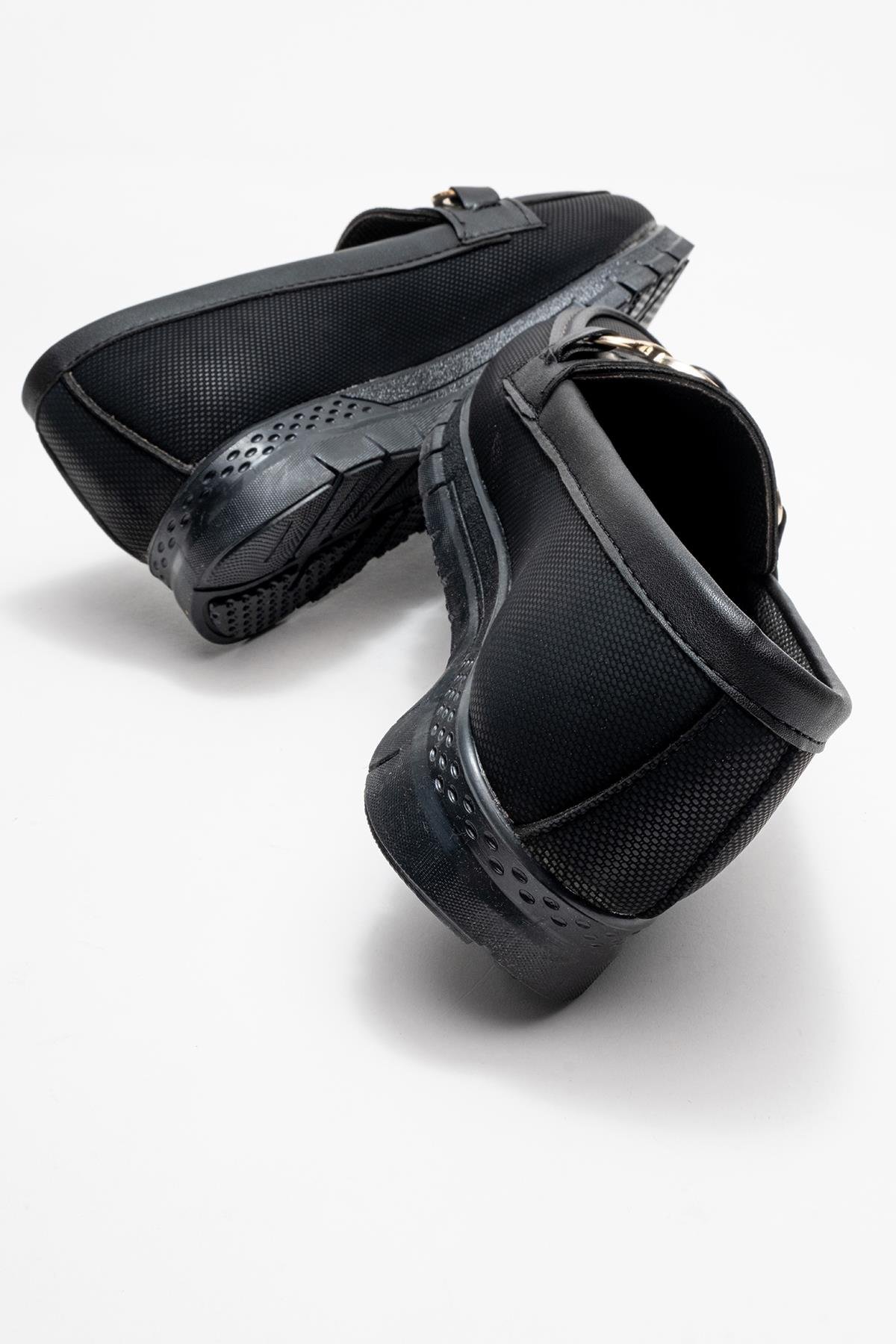 Yumuşak Tabanlı Kalp Tokalı Kadın Ayakkabı SİYAH KOT - Görsel 5