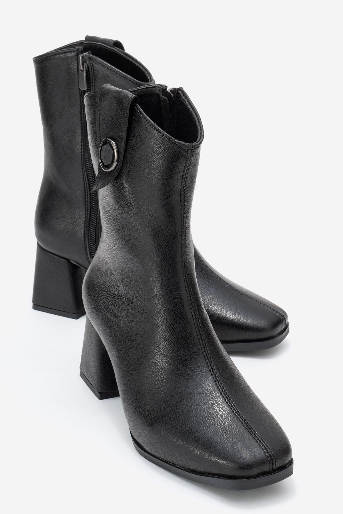 Kadın Sade Yan Aksesuarlı Küt Topuklu Bot SİYAH CİLT - Görsel 2