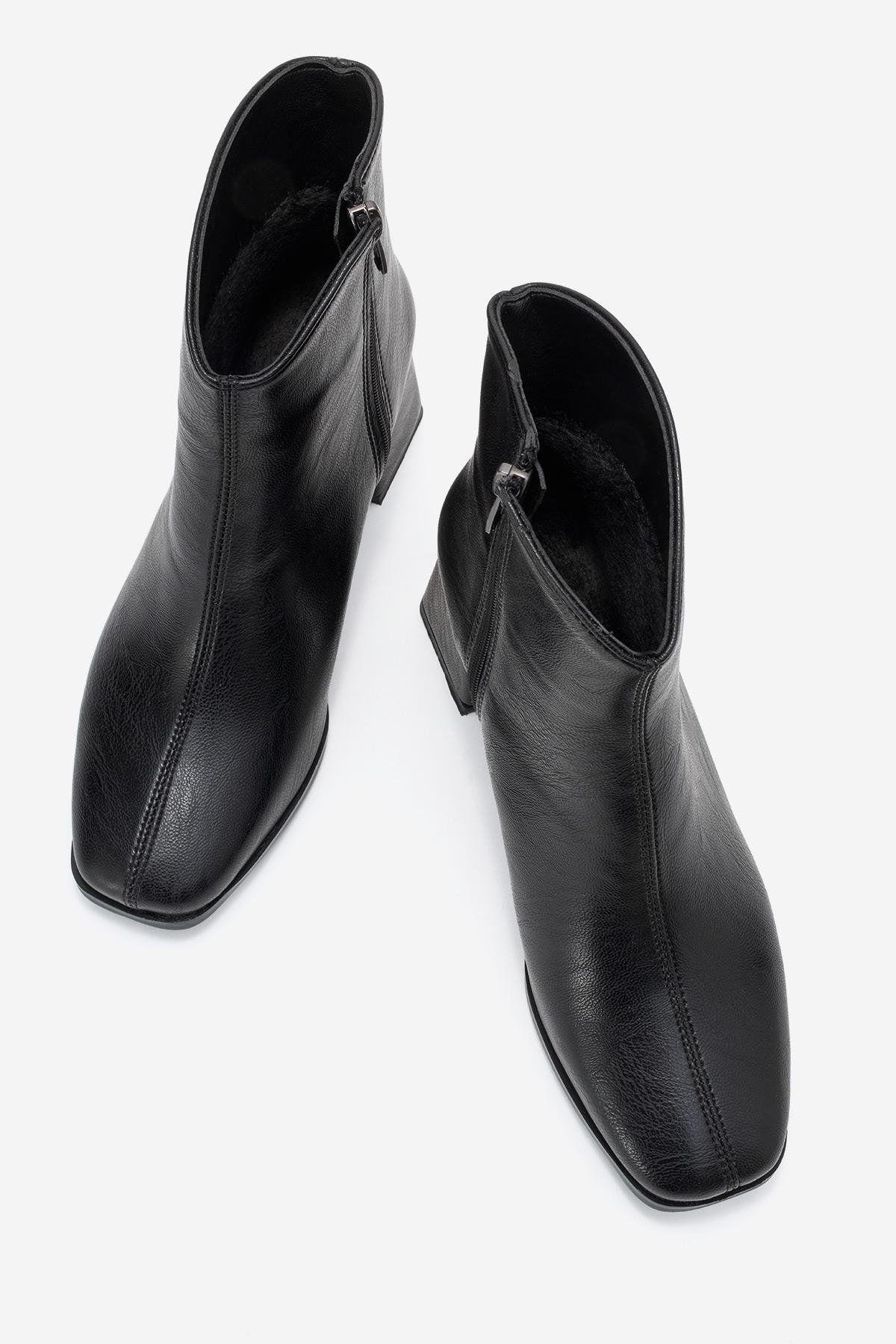 Kadın Sade Küt Burunlu Topuklu Bot SİYAH CİLT - Görsel 6
