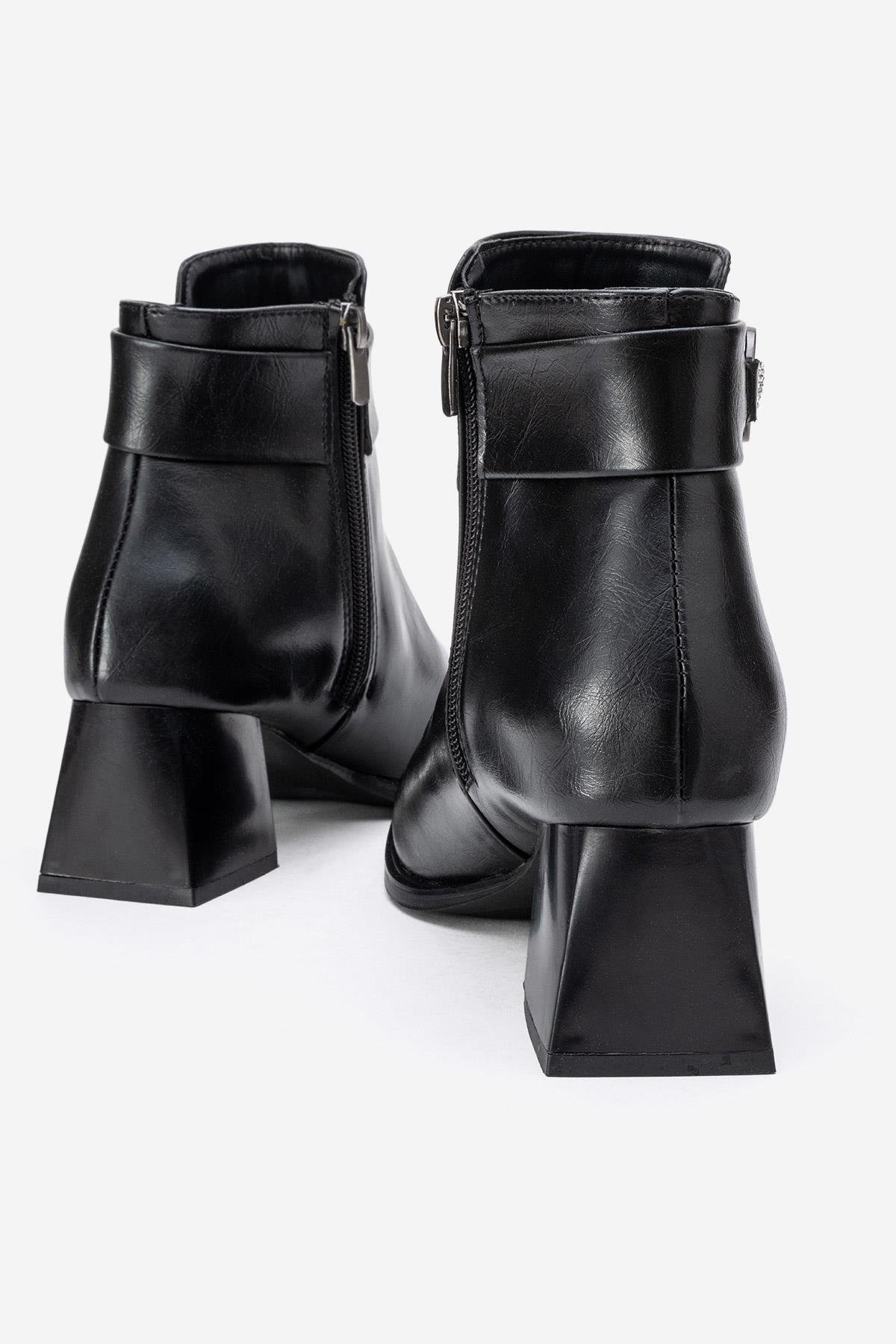 Taşlı Tokalı Küt Burunlu Topuklu Bot SİYAH CİLT - Görsel 5