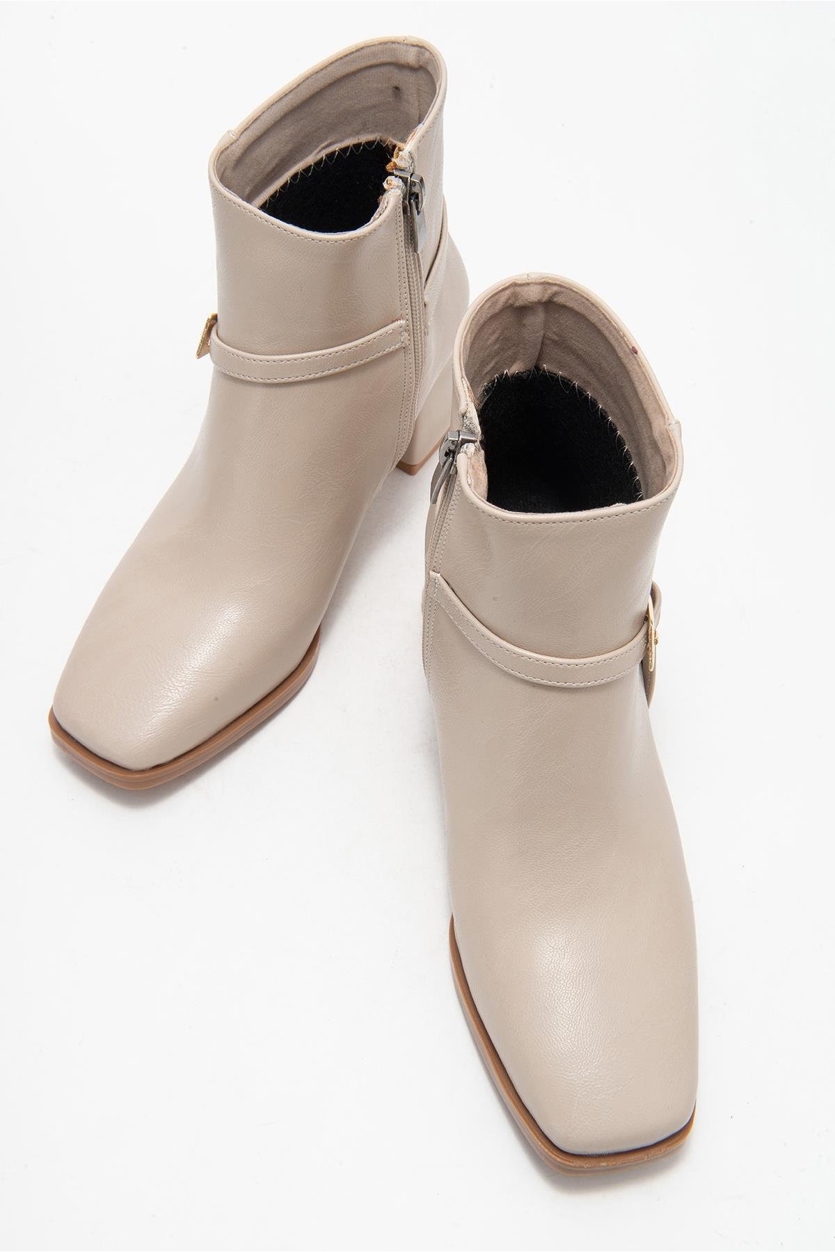 Küt Burunlu Tokalı Kadın Topuklu Bot TEN CİLT - Görsel 6