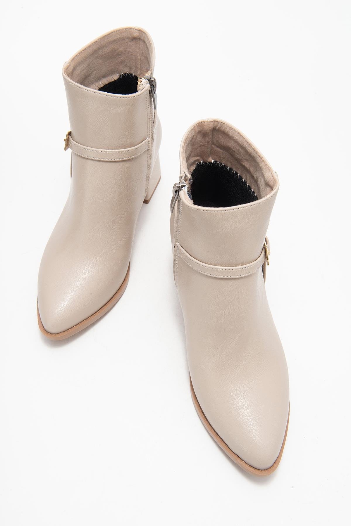 Sivri Burunlu Tokalı Kadın Topuklu Bot TEN CİLT - Görsel 6