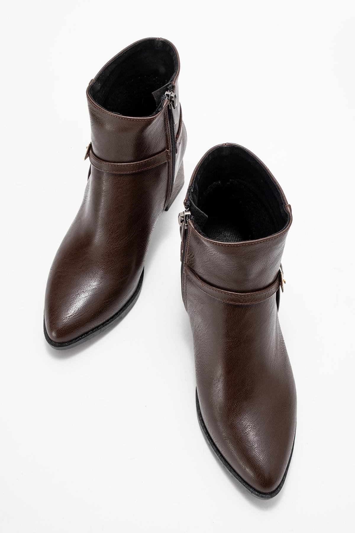 Sivri Burunlu Tokalı Kadın Topuklu Bot KAHVE CİLT - Görsel 6